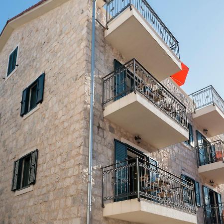 Apartments Windrose Kotor Luaran gambar