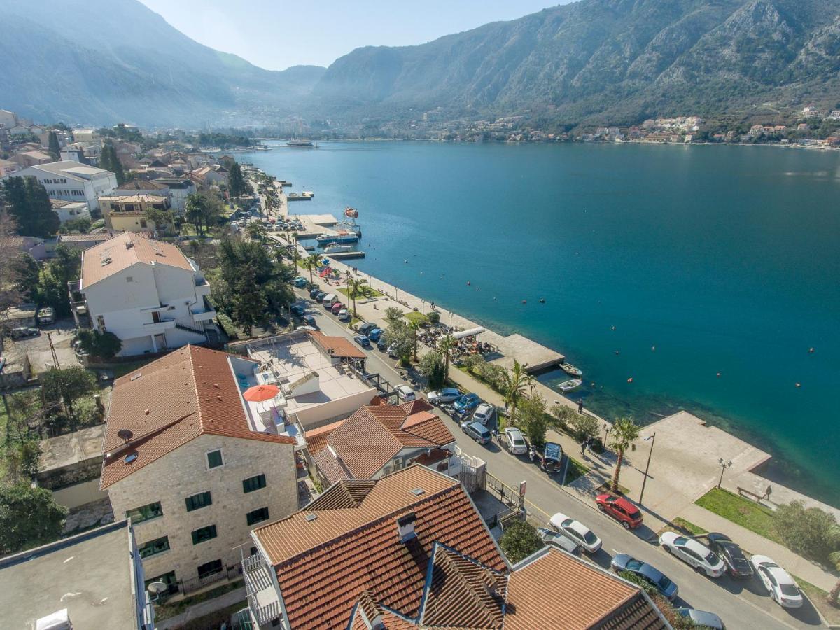 Apartments Windrose Kotor Luaran gambar