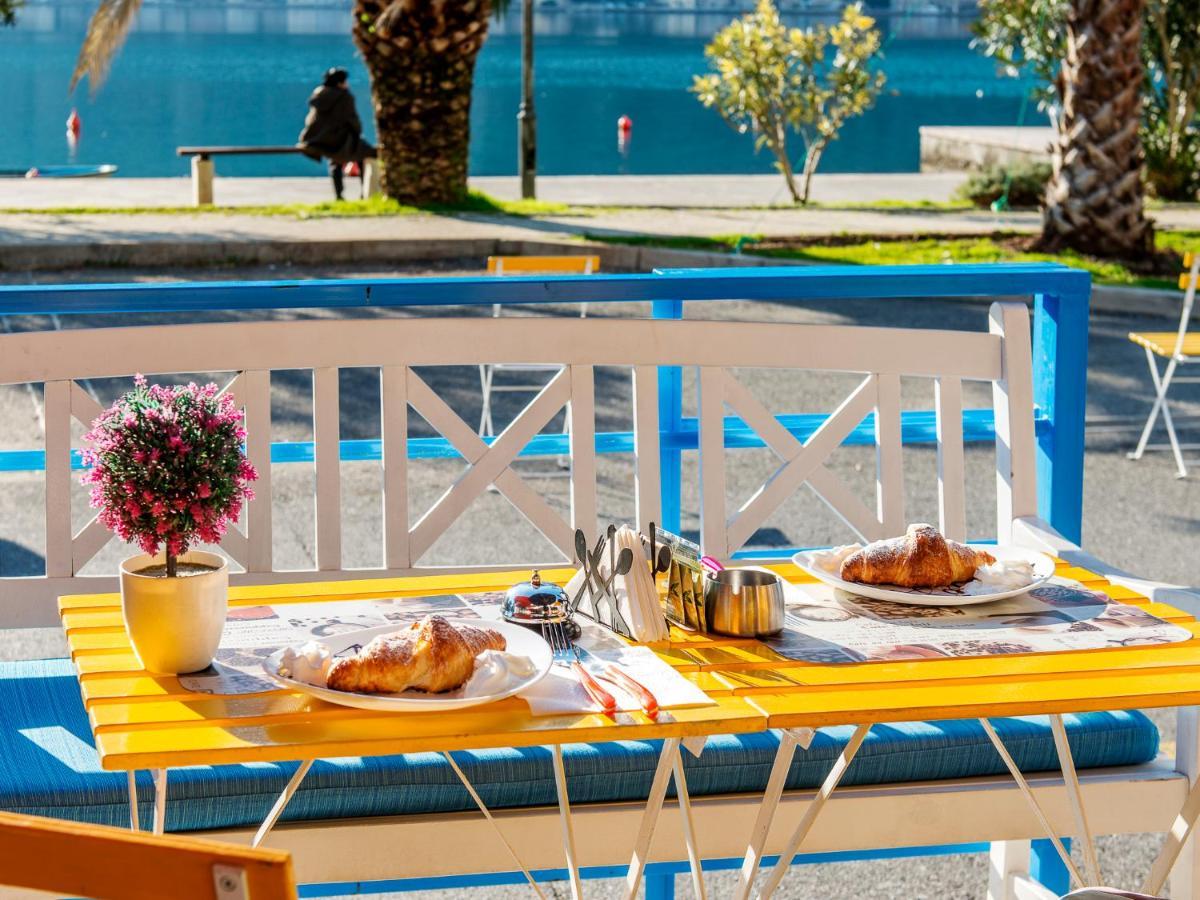 Apartments Windrose Kotor Luaran gambar
