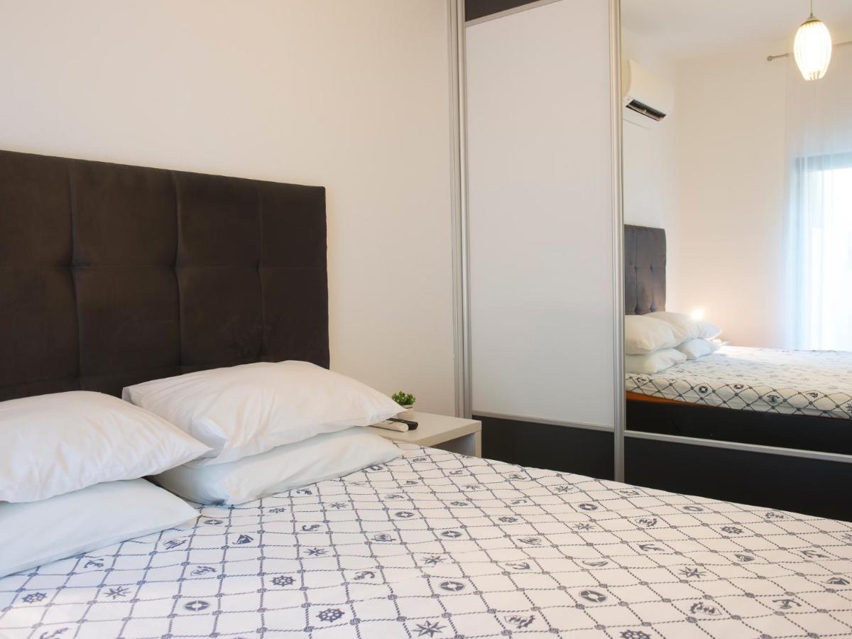 Apartments Windrose Kotor Luaran gambar